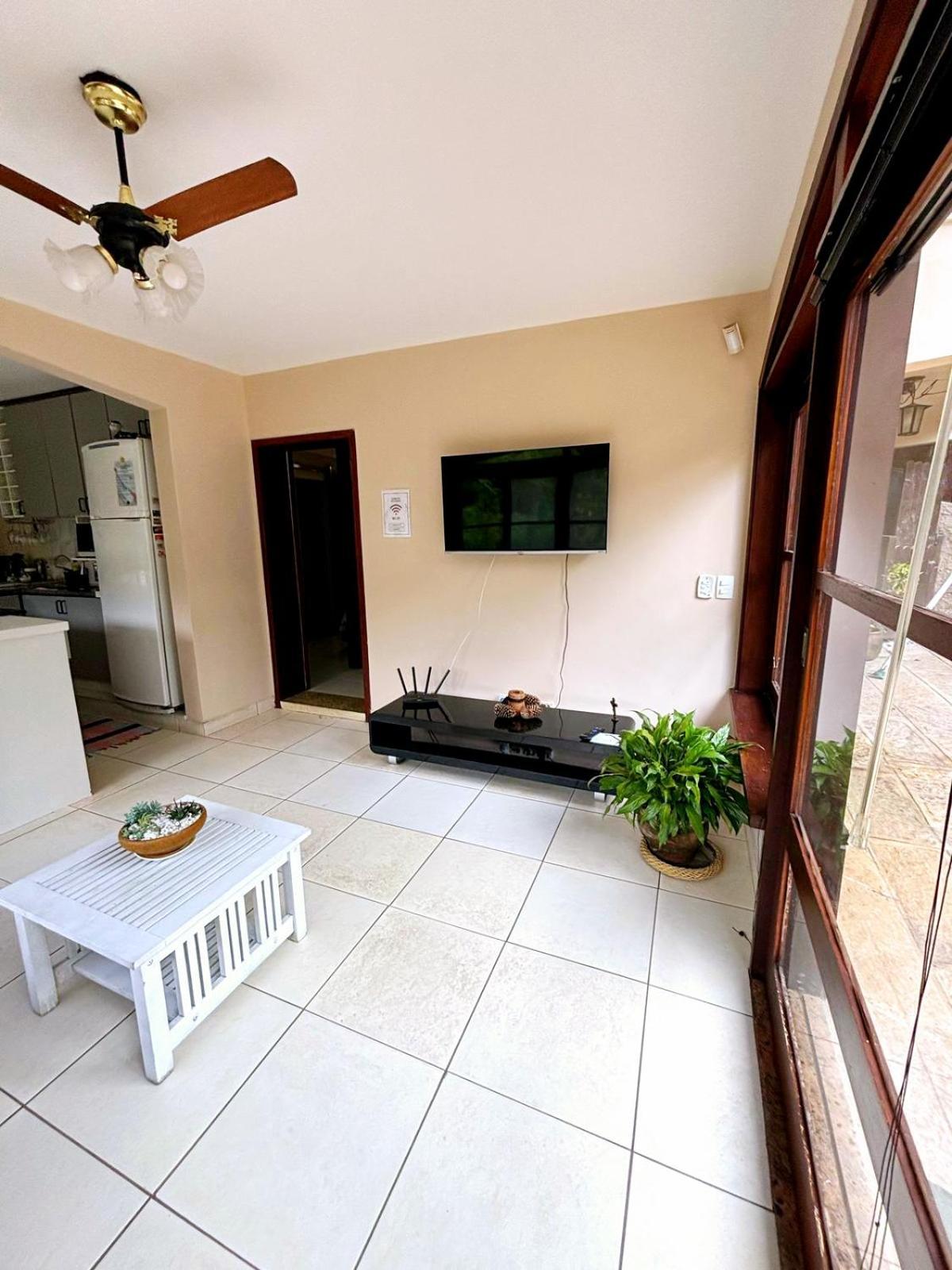 Aconchego De Itaipava - Casa De 3 Quartos, Equipada, Area Kids, Jacuzzi, Pet Friendly, Churrasqueira, Em Meio A Natureza E Proximo Ao Centro Do Bairro Петрополис Экстерьер фото